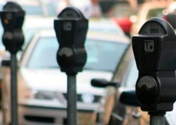 Municipalidad de Guatemala implementa parquímetros inteligentes para estacionamiento público
