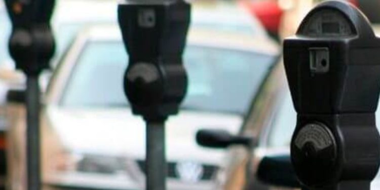 Municipalidad de Guatemala implementa parquímetros inteligentes para estacionamiento público