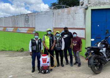 Municipalidad de Mixco lanza campaña de fumigación a domicilio para combatir el dengue