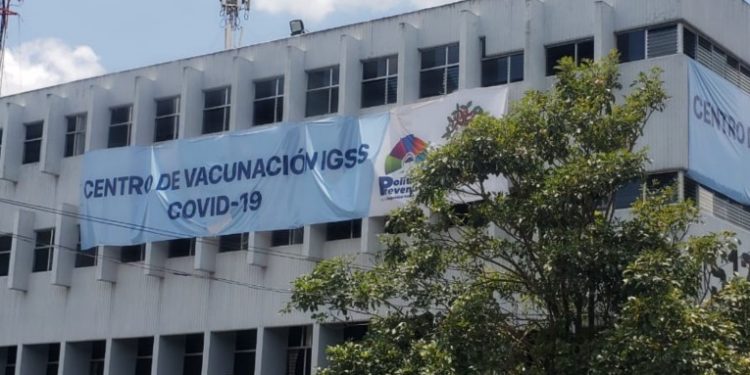 Municipalidad espera información del Ministerio de Salud para habilitar centros de vacunación