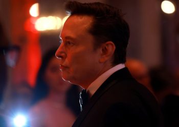 Musk promete bombardear a aquellos que hablan sobre sus supuestos lazos con Rusia