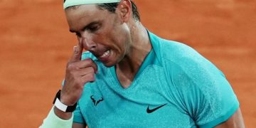 Nadal cae ante Zverev en su regreso a Roland Garros en un partido con aroma de final