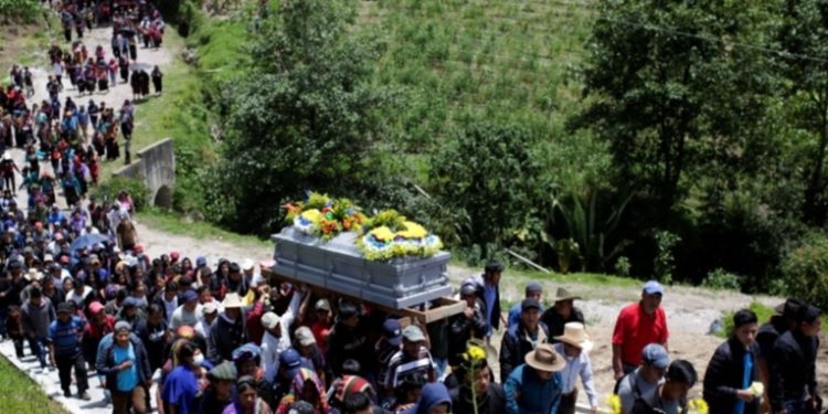 Nahualá, un poblado de luto por la muerte de cinco vecinos en un camión en Texas