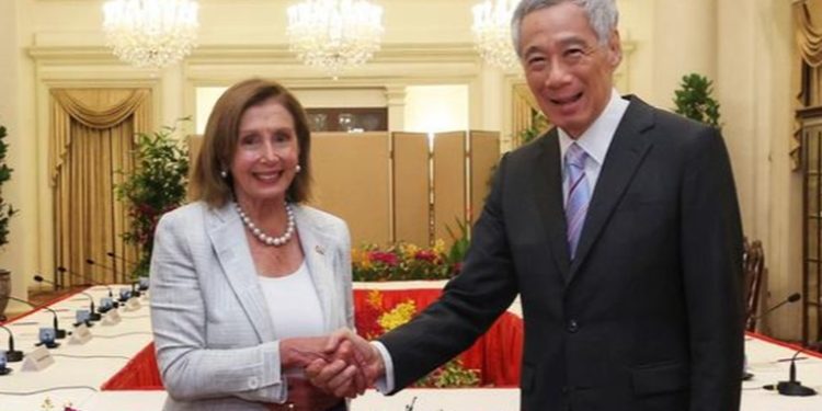 Nancy Pelosi arrancó gira en Asia hablando de Taiwán con el lí­der de Singapur