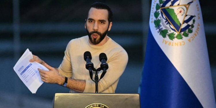 Nayib Bukele se postula para la reelección en El Salvador