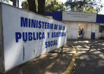 Negligencia por parte del Ministerio de Salud Pública en los procesos de vacunación