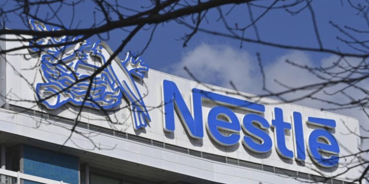 Nestlé estaría perjudicando la salud de niños en países pobres
