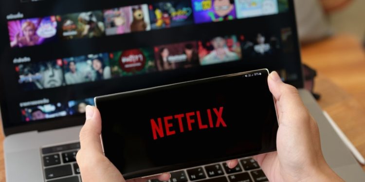 Netflix gana más suscriptores de lo esperado tras sus medidas contra el uso compartido de cuentas