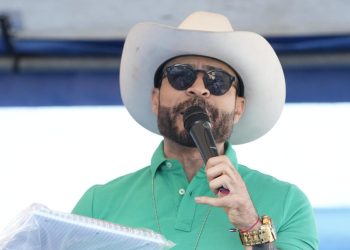 Neto Bran, primer candidato inscrito a las Elecciones Generales 2023