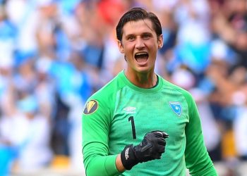 Nicholas Hagen sigue sus entrenos en Estados Unidos