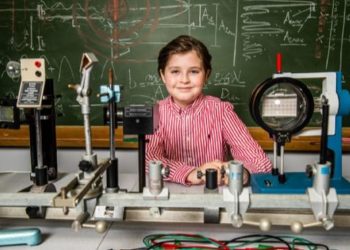 Niño prodigio de 11 años finaliza su carrera de fí­sica en 9 meses con matrí­cula de honor