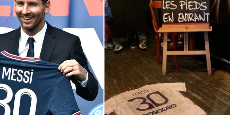 'No olvides limpiarte los pies': Usan una camiseta de Messi como alfombra en un bar de Francia
