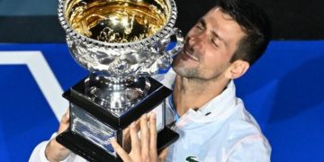 Novak Djokovic gana Abierto de Australia e iguala récord de Nadal