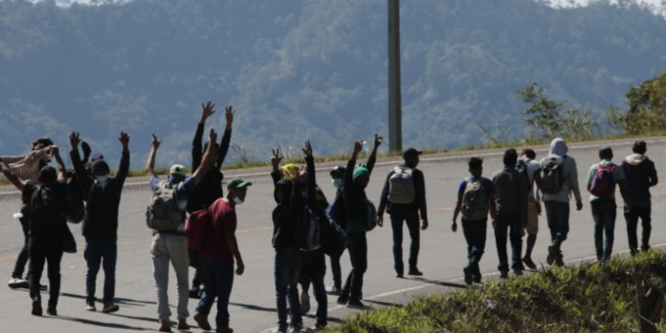 Nueva caravana de hondureños se dirige a Estados Unidos