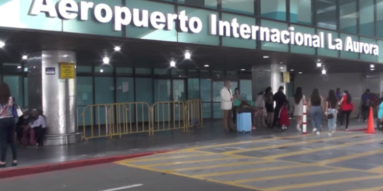 Nuevas aerolí­neas buscan llegar al paí­s