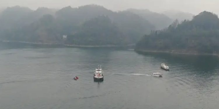 Nueve muertos en naufragio de barcos con turistas en China