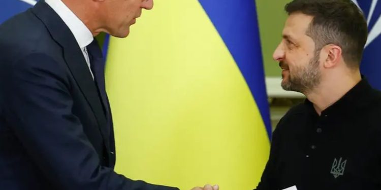 Nuevo jefe de la OTAN realiza visita sorpresa a Kiev