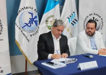Nuevo ministro de Salud establece prioridades: personal, equipo y medicinas en centros de salud