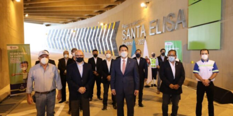 Nuevo paso a desnivel es inaugurado