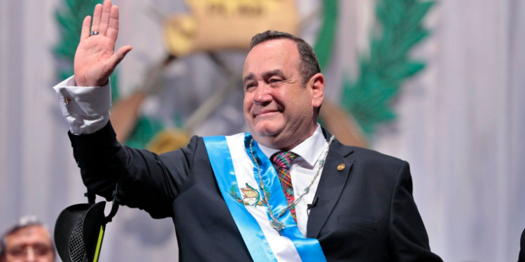 OEA felicita al gobierno de Alejandro Giammattei