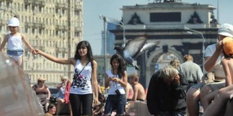 Ola de calor rompe récord de temperatura en Moscú desde 1917