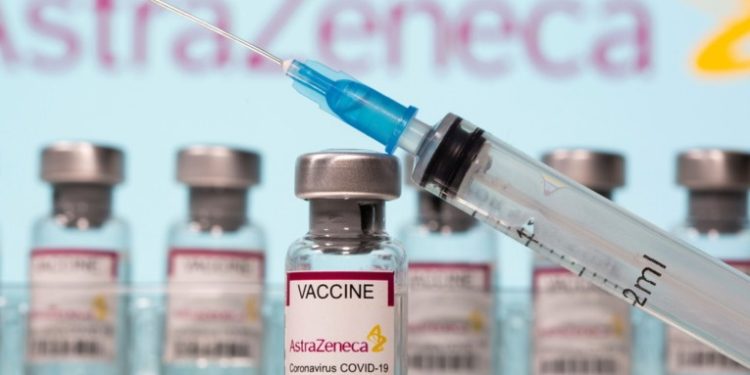 OMS reacciona luego de que varios países de la UE suspenden el uso de la vacuna Astrazeneca