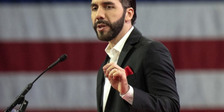 Operación mundial de lavado de dinero: Bukele carga contra los pagos de la USAID a medios