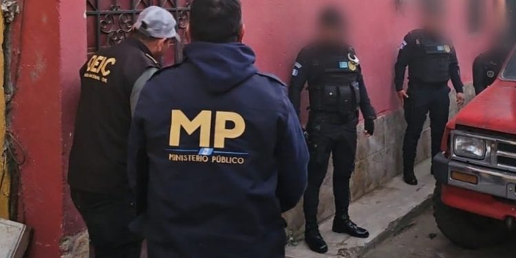 Operativo conjunto frena el ‘gota a gota’, 10 detenidos, 3 de origen colombiano