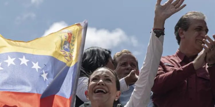 Oposición llama a las calles ante toma de posesión de Maduro