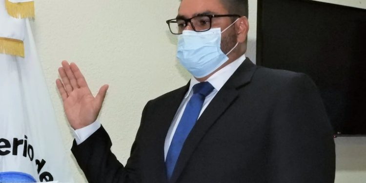 Ordenan captura de exviceministro de salud, Gerardo Hernández por corrupción