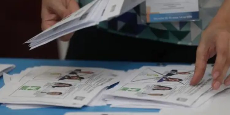 Ordenan embargo de cuentas de empresa DATASYS y prohíben al TSE pagar Q40 millones por el TREP