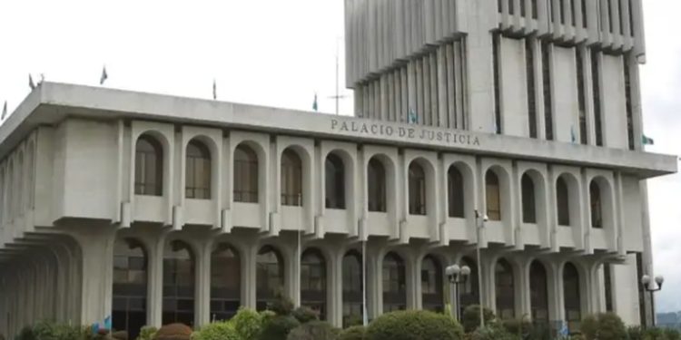 Organismos Legislativo y Judicial entran en receso por Semana Santa