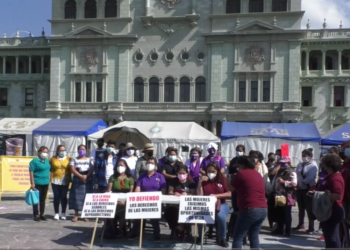 Organizaciones de mujeres piden proteger derechos de las féminas