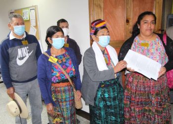 Organizaciones de ví­ctimas del conflicto armado interno accionan contra Zury Rí­os
