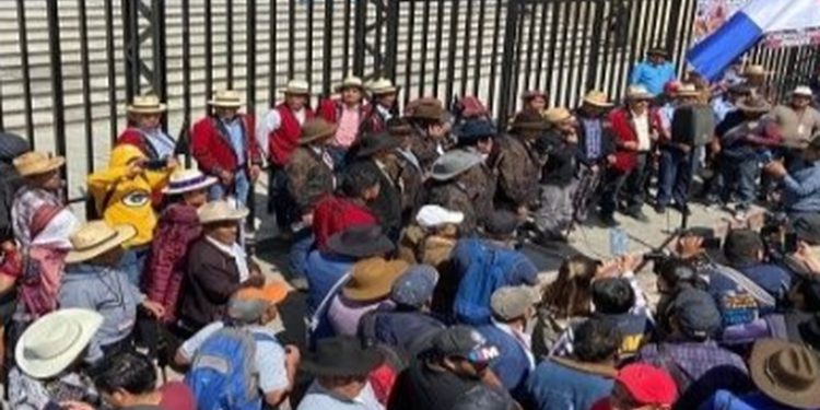 Organizaciones indígenas y comunales emplazan a reunión con fiscal general