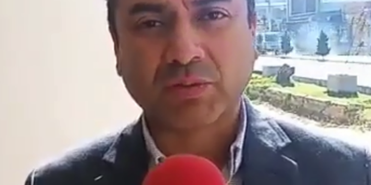 Orlando Guzmán aceptó haber envenenado a perros en Quetzaltenango y se presenta ante autoridades