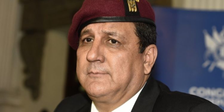 Otorgan amparo provisional al ex diputado Estuardo Galdámez