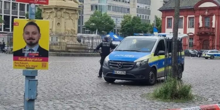 Otro ataque en Mannheim: herido un político de la AfD