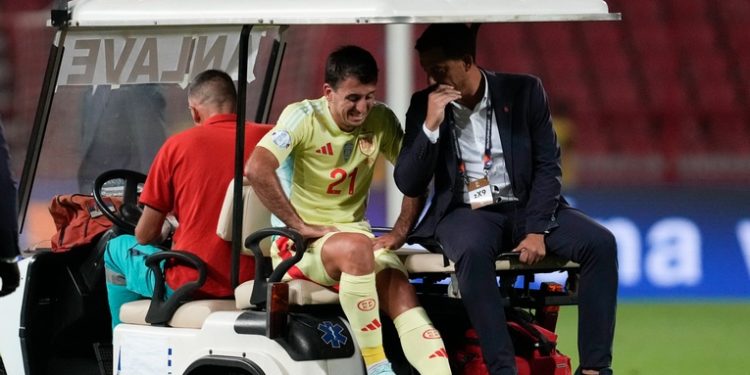 Oyarzabal abandona lesionado la concentración de España