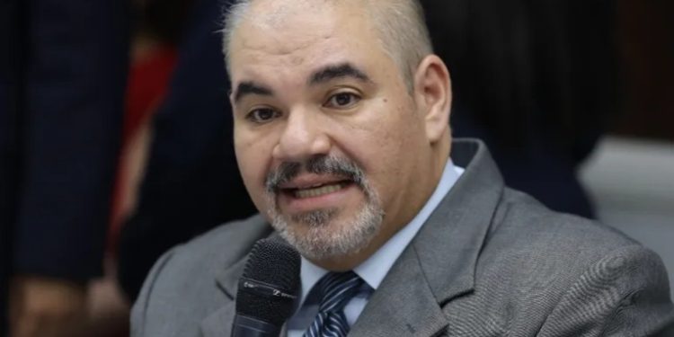 Pablo Adolfo Leal Oliva elegido como magistrado suplente del Tribunal Supremo Electoral