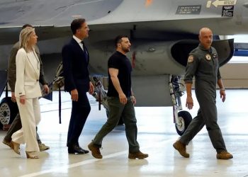 Países de OTAN comienzan a enviar aviones F-16 a Ucrania