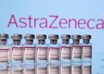 Paí­ses europeos suspenden vacunación con AstraZeneca