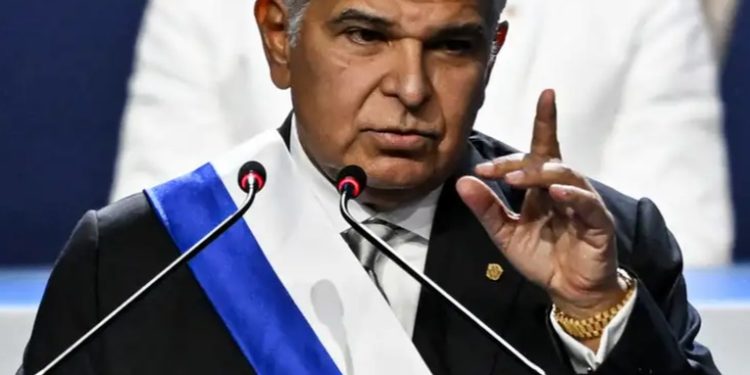 Panamá aplicará multa de hasta cinco mil dólares a migrantes