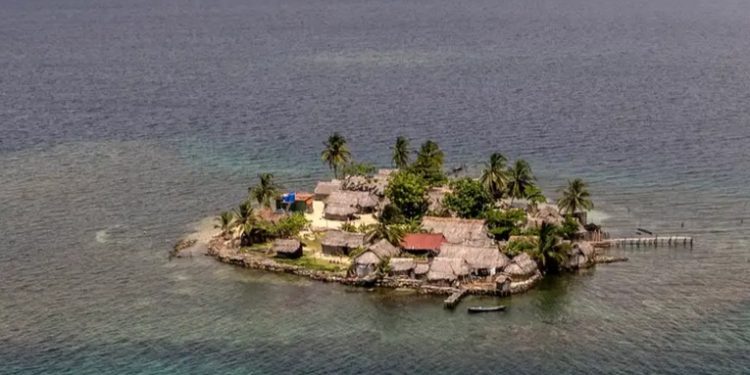 Panamá reubica a primeros desplazados del cambio climático