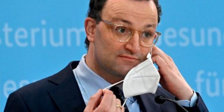 Pandemia podría superarse en primavera, estima ministro alemán de Salud