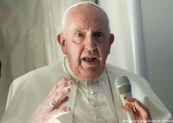 Papa Francisco pide ahorrar en navidad y enviar el dinero a Ucrania