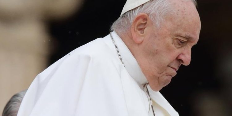 Papa Francisco será operado de urgencia