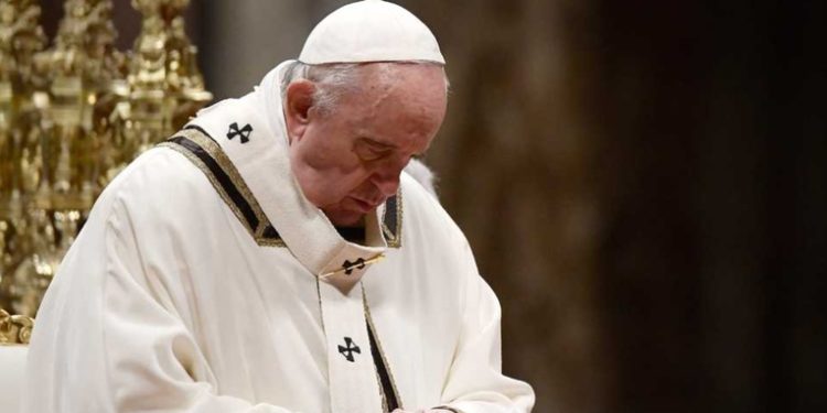 Papa pide perdón a indígenas canadienses por abusos de la Iglesia