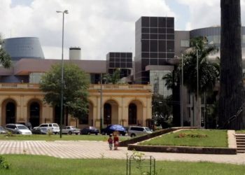 Paraguay: exigen renuncia de Enrique Riera y Carlos Benítez