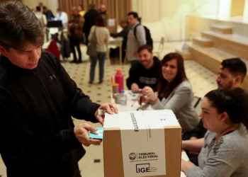 Partido de Milei gana comicios legislativos en Buenos Aires